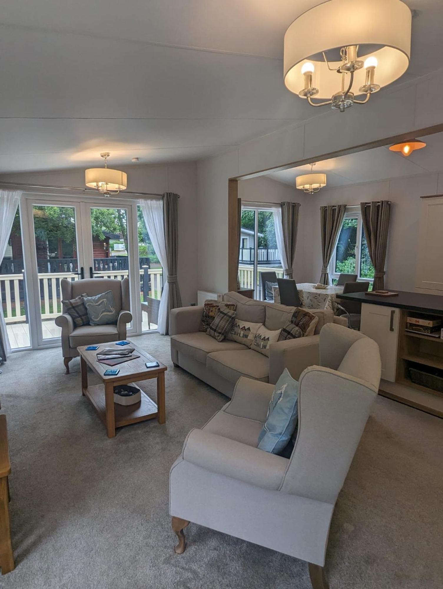 Luxury Stunning Sensation Lodge On 5 Star Shorefield Country Park New Forest Entertainment And Leisure Passes Included Milford on Sea Luaran gambar